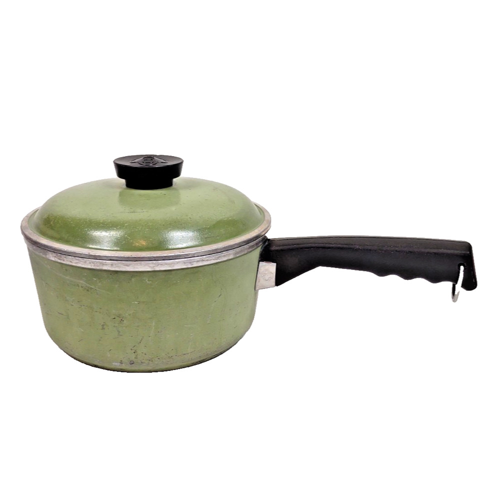 Vintage 1960's CLUB Avocado Green Cast Aluminum 2 Qt Saucepan w/Lid Cooking Pot